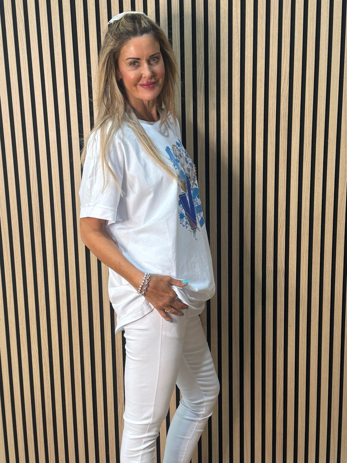 LOVE Embellished T Shirt - Blue/White