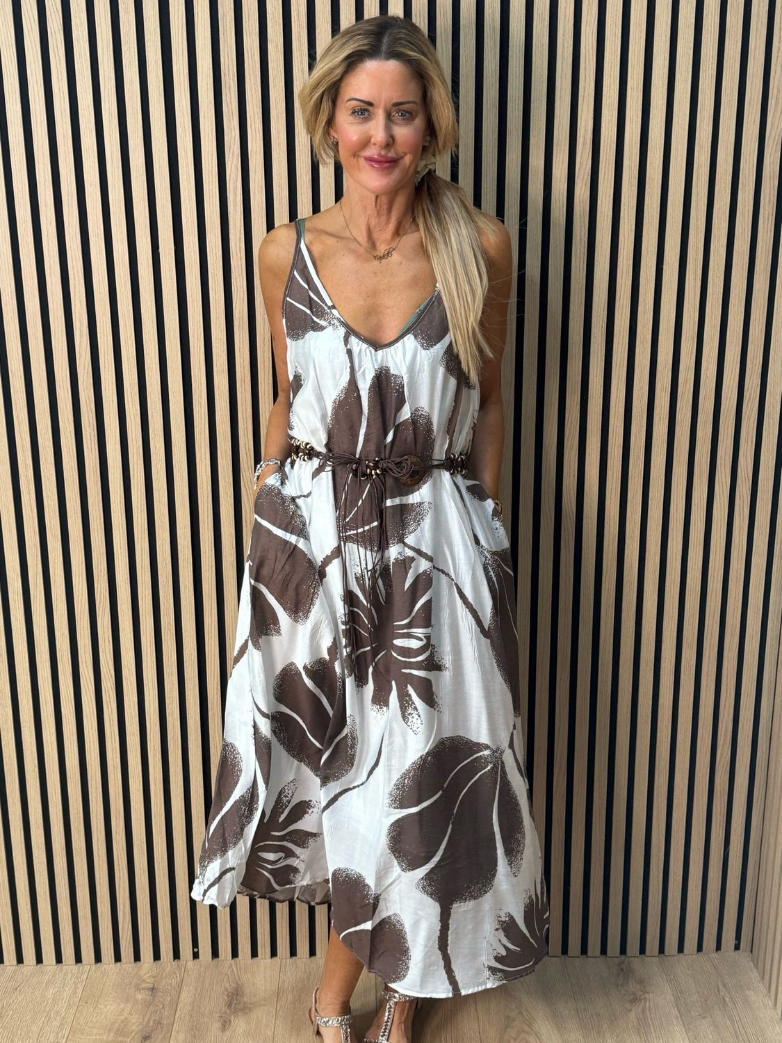 Delilah Floral Midi Dress - Brown/White