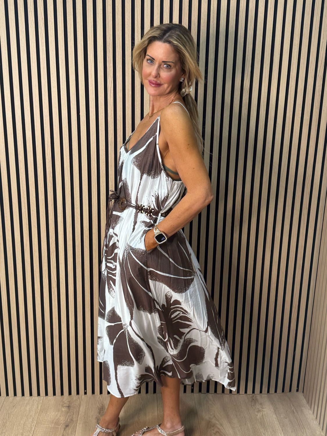 Delilah Floral Midi Dress - Brown/White