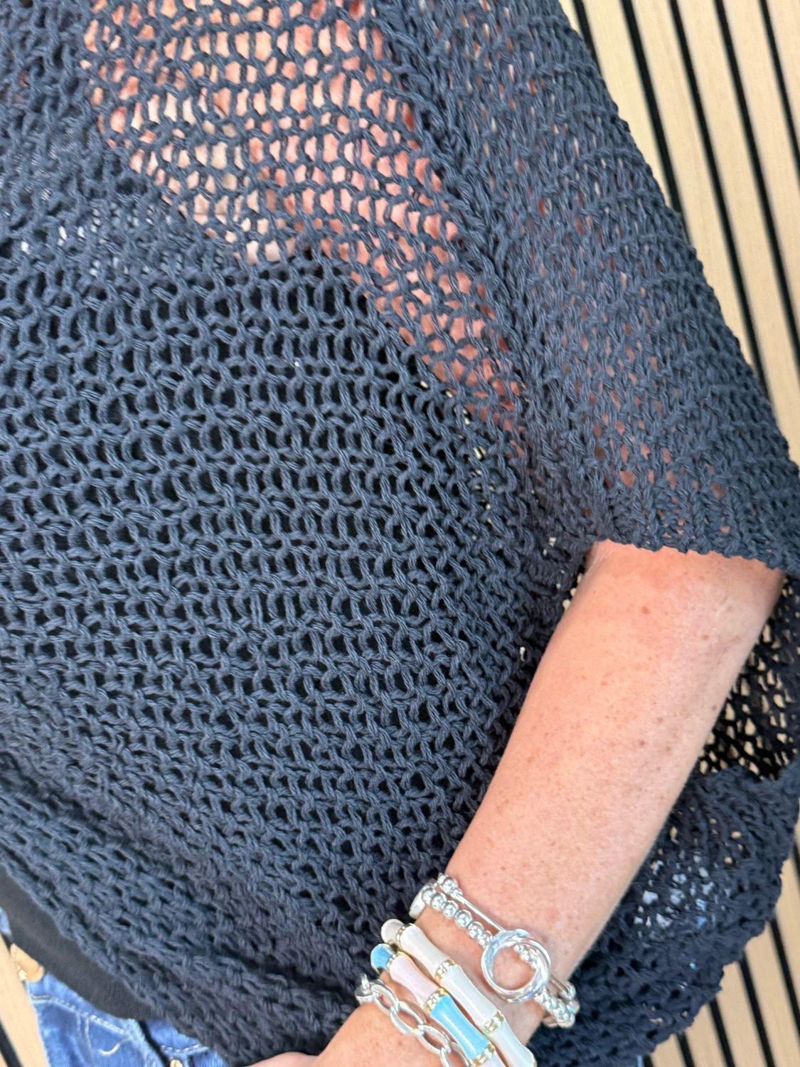 Lightweight Tie Knit Top - Black