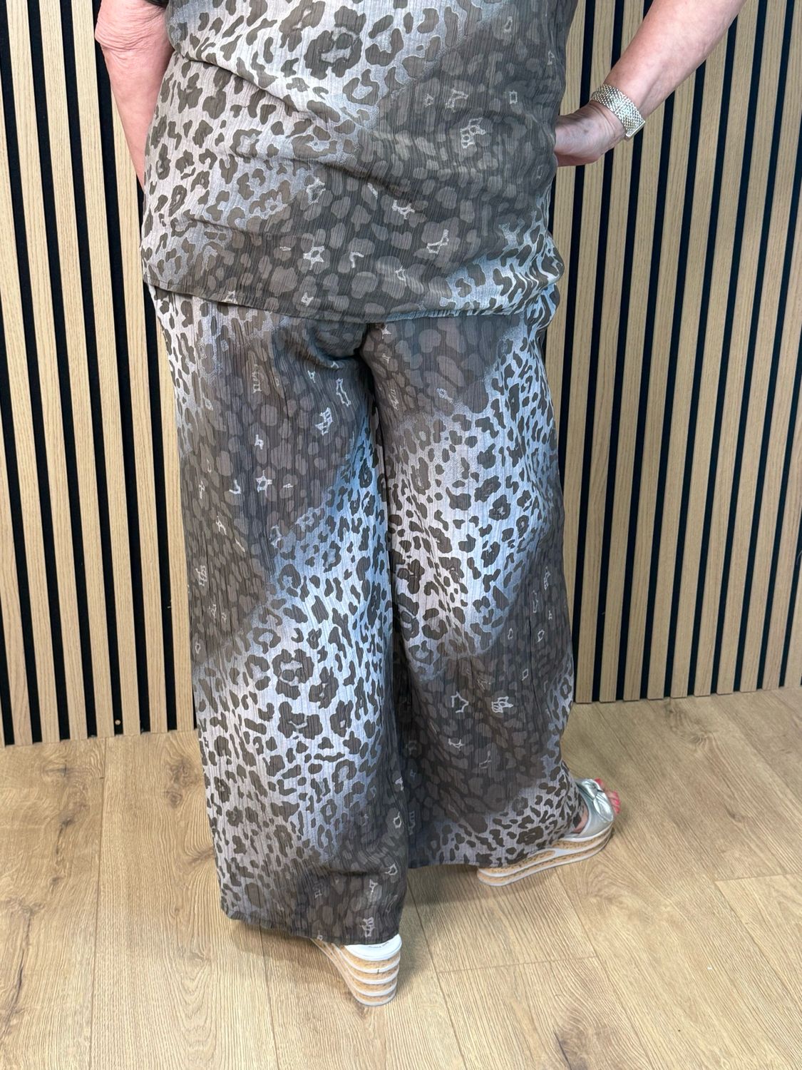Luna Leopard Print Co-Ord Set - Taupe