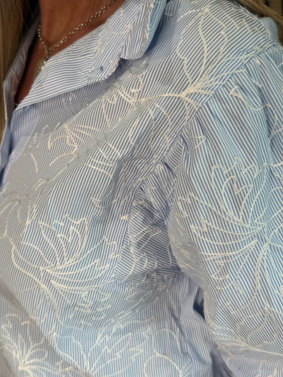 Embroidered Cotton Shirt - Light Blue