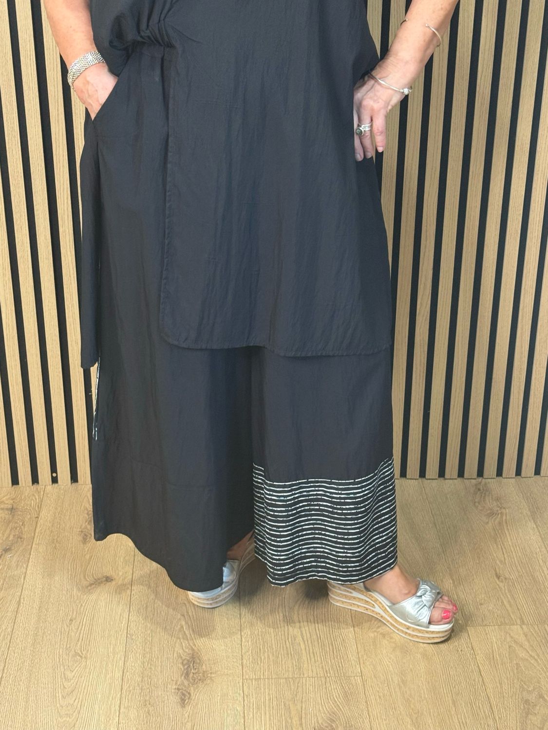 Sienna Contrast Co-Ord Set - Black/ White Stripe Trousers