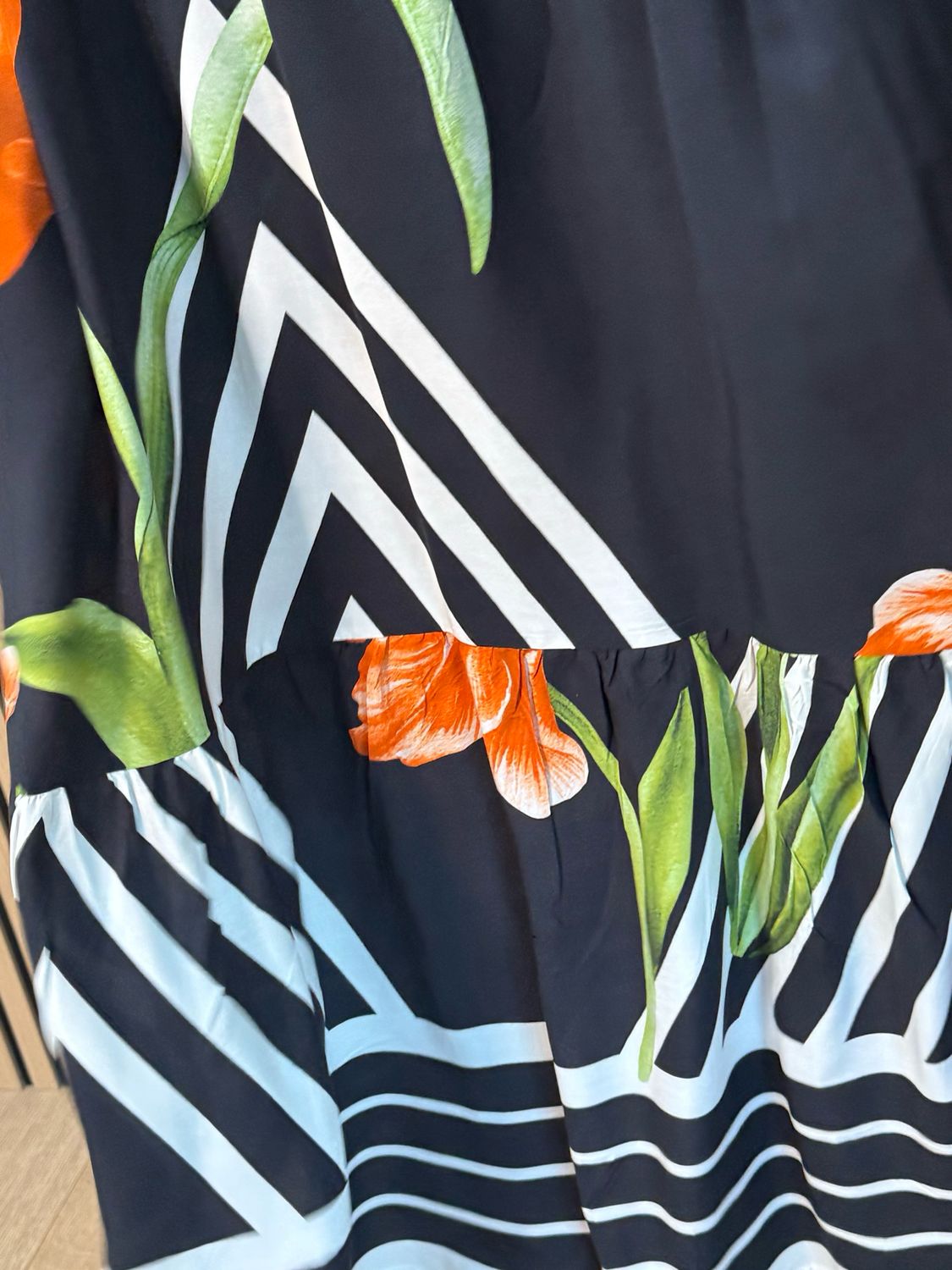 Tropical Stripe Print Sleeveless Midi Dress - Black/Orange