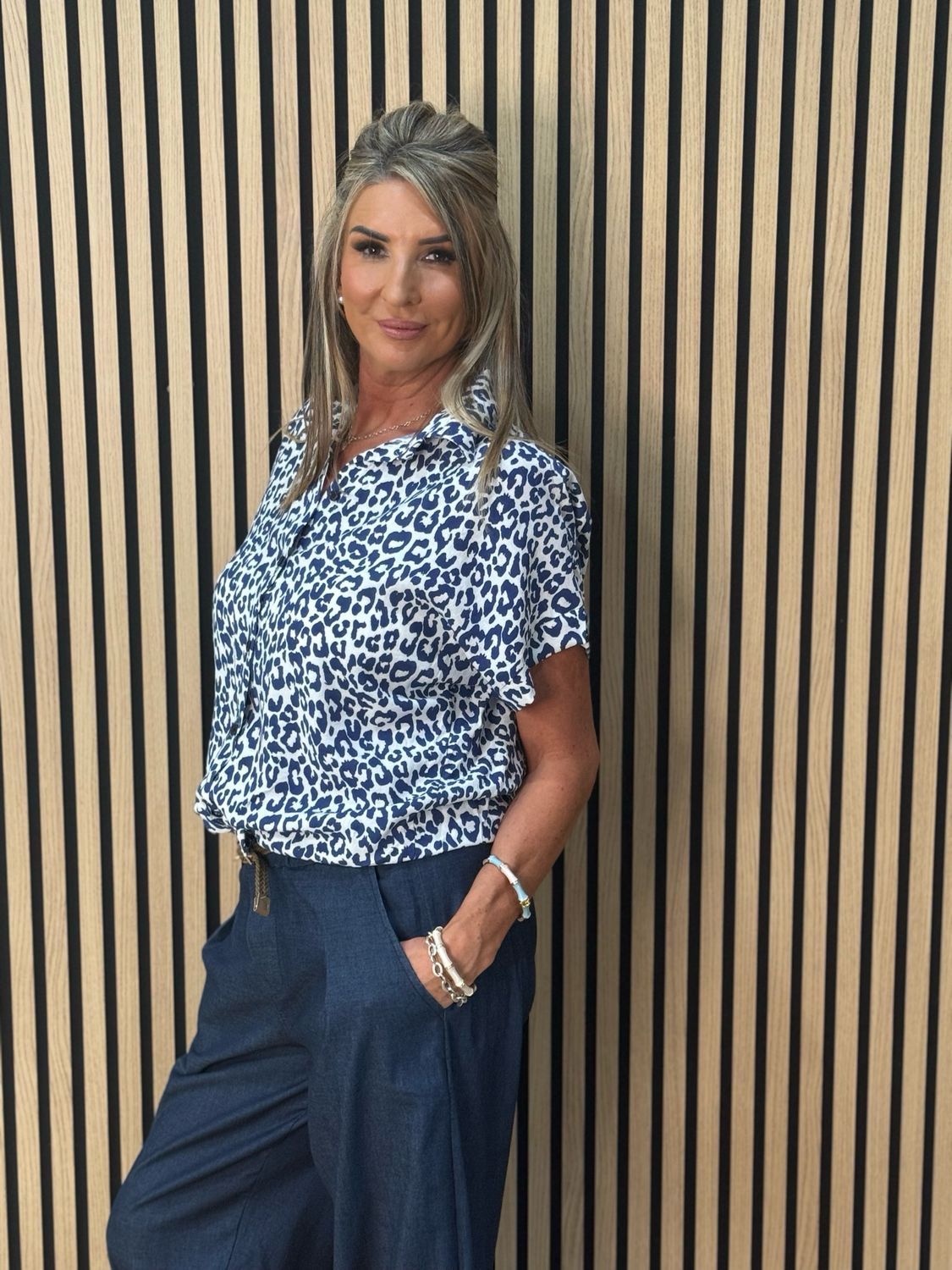 Luna - Leopard Print Button Shirt - Blue/White