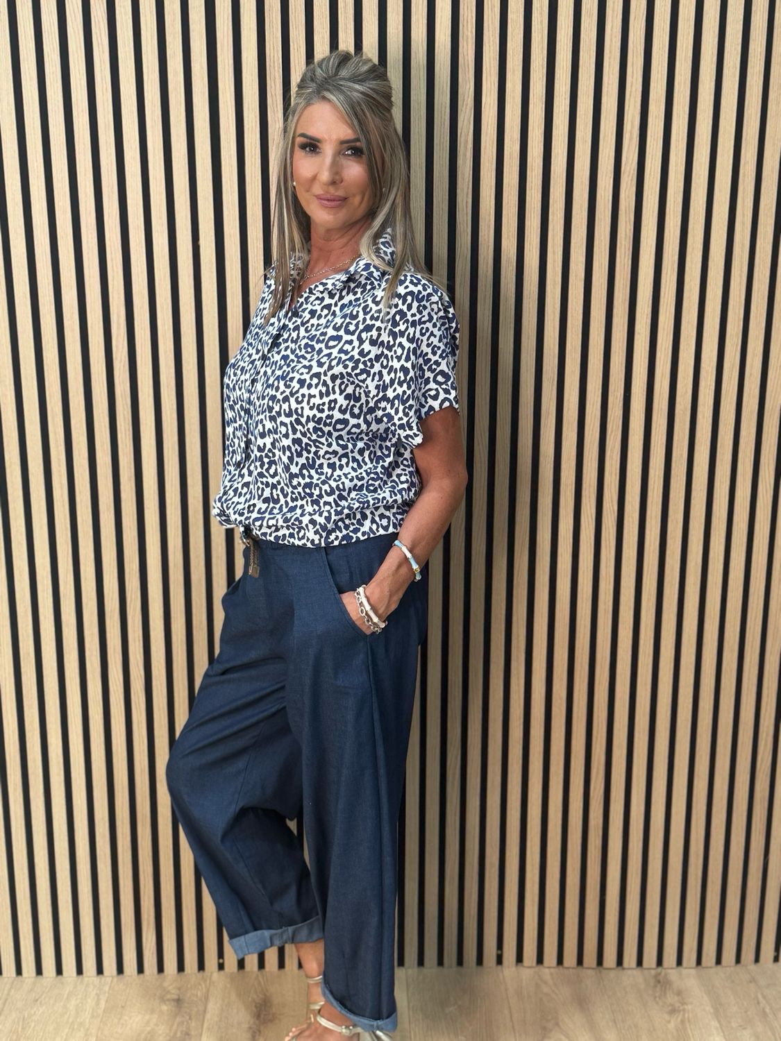 Luna - Leopard Print Button Shirt - Blue/White
