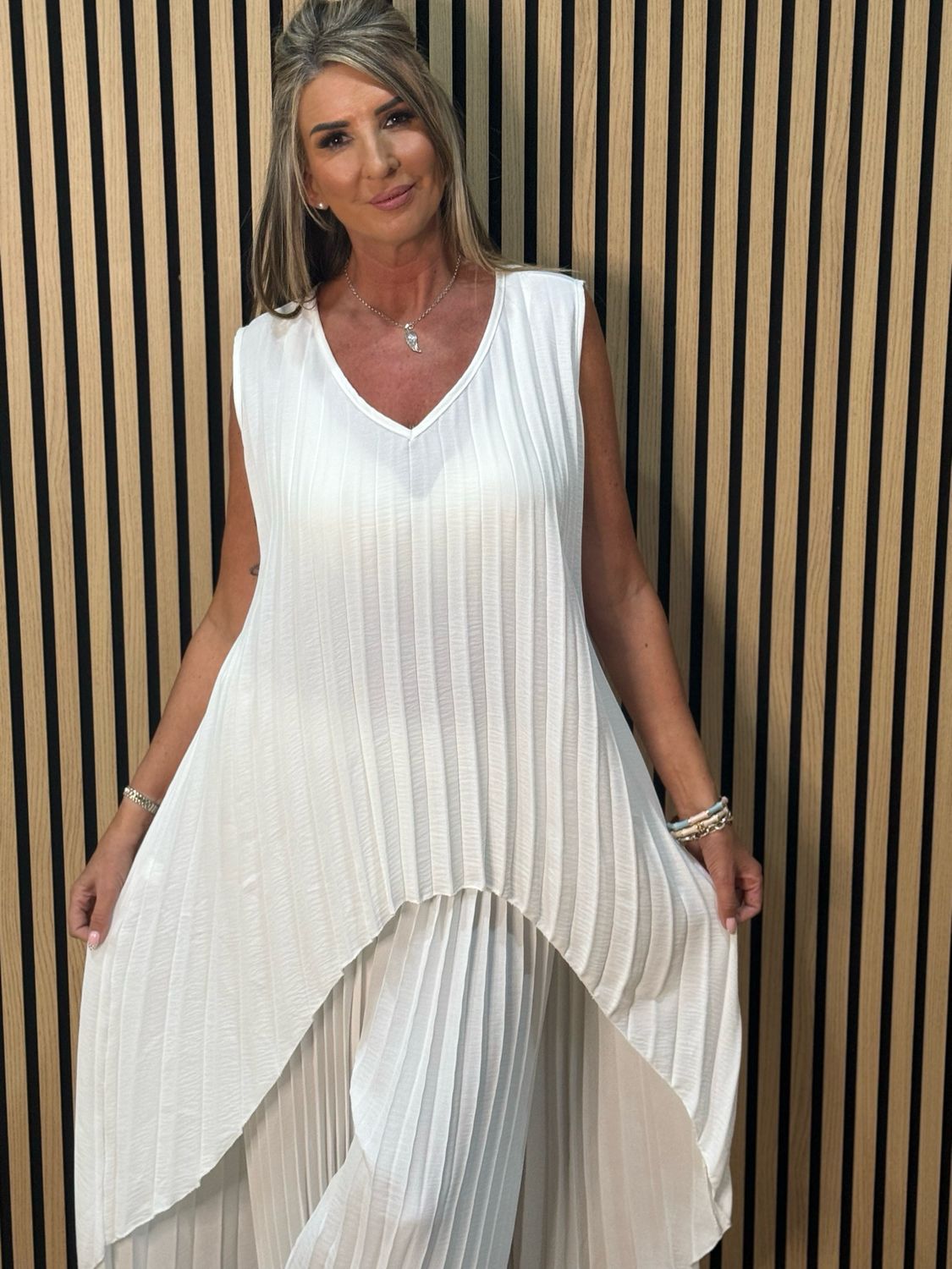 Sophia Pleated Trouser Suit - White