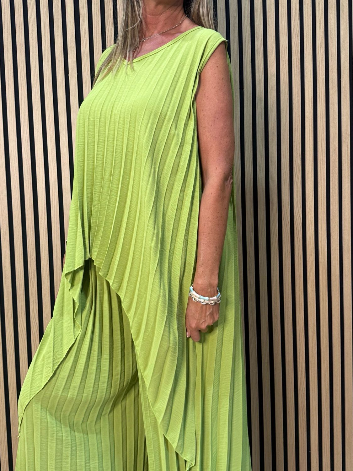 Sophia Pleated Trouser Suit - Lime