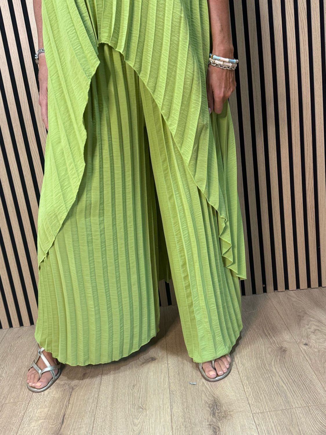 Sophia Pleated Trouser Suit - Lime