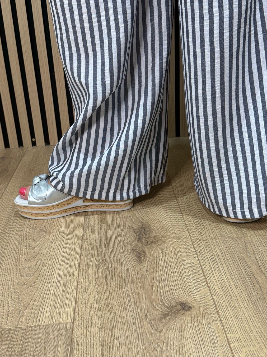 Striped Wide Leg Trousers - Grey/White