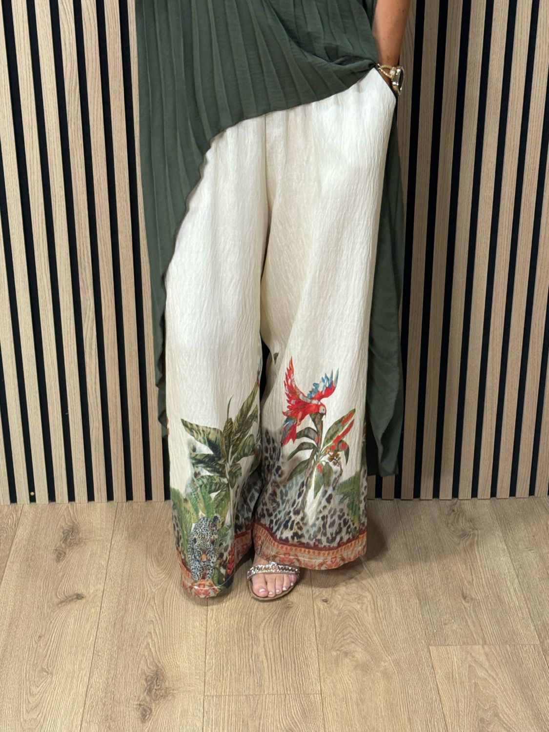 Tropical Print Co-Ord Trouser Suit - Khaki/Cream