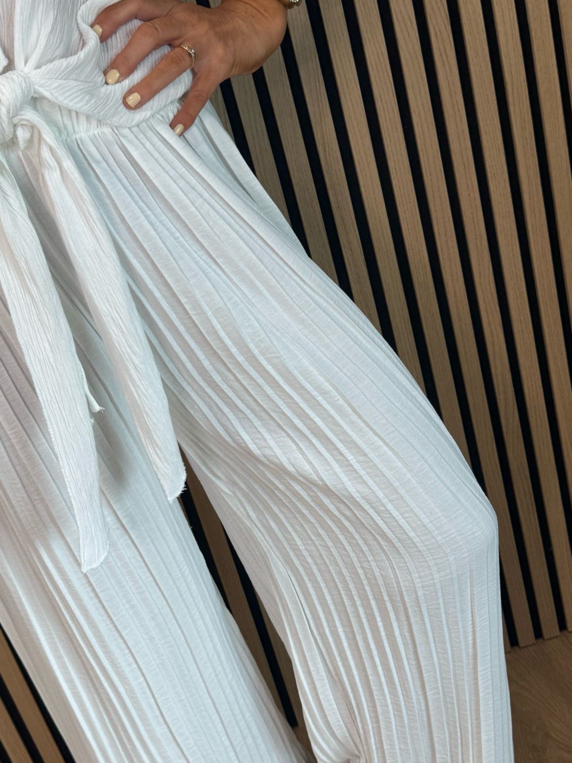 Pleated Wide Leg Trousers - White