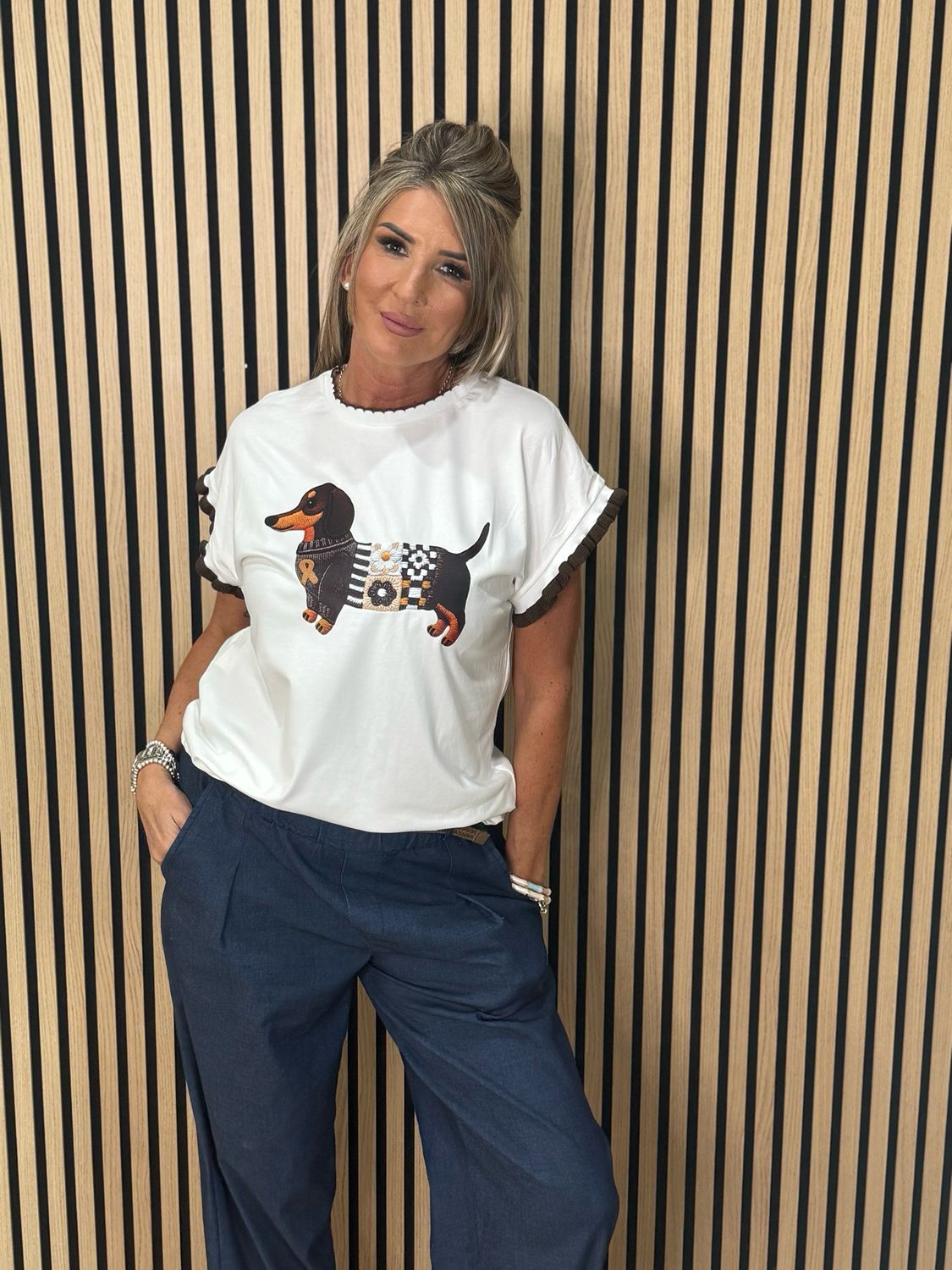 Sausage Dog Print T-Shirt - White/Brown