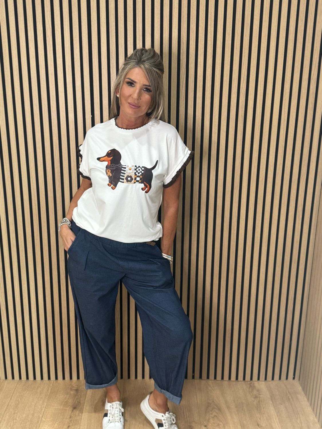 Sausage Dog Print T-Shirt - White/Brown