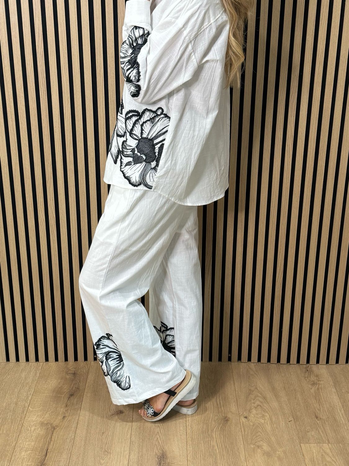 Floral Embroidered Trouser Suit Set - White