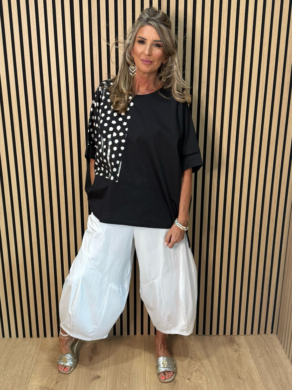 Oversized Contrast Panel Top - Black