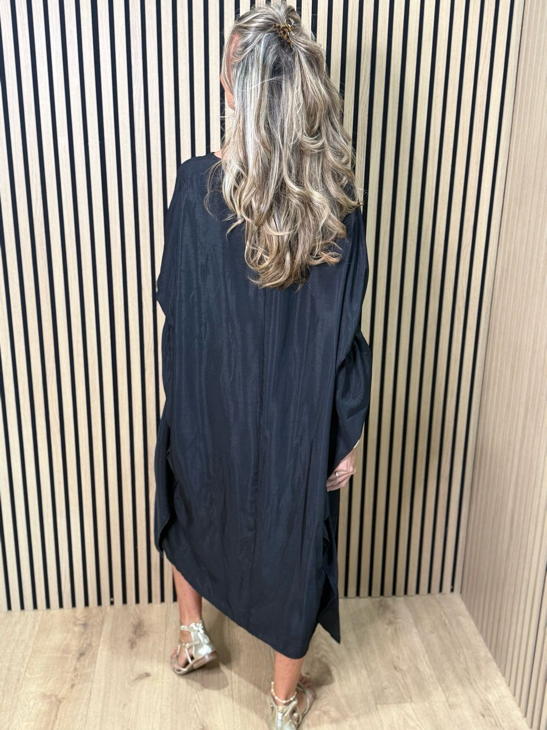 Effortless Oversized Shimmer Dress - Black