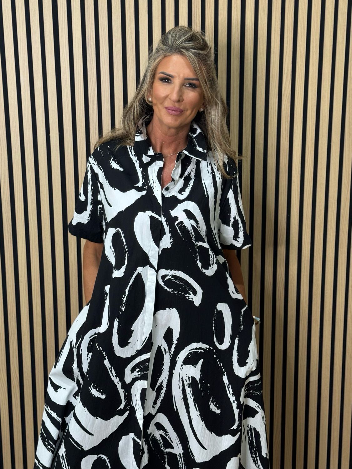 Abstract Print Cotton Shirt Maxi Dress - Black/White