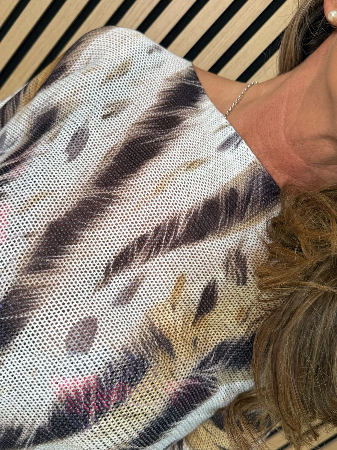 Abstract Print Lightweight Knit Jumper - White/Black/Gold