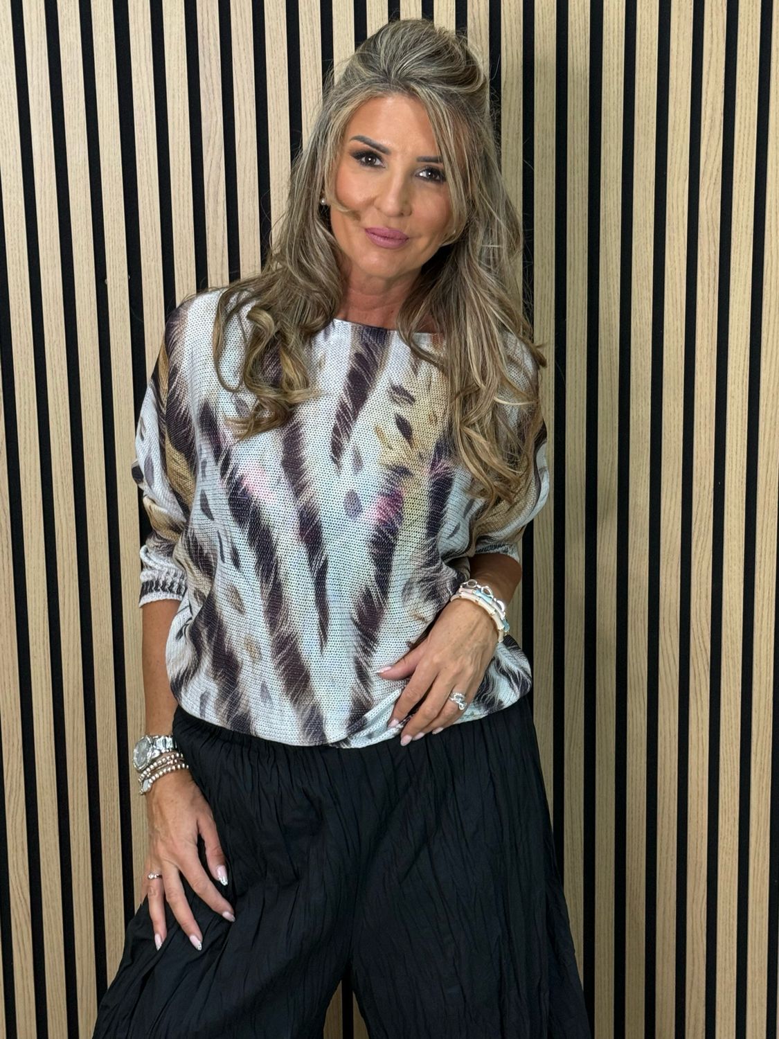 Abstract Print Lightweight Knit Jumper - White/Black/Gold