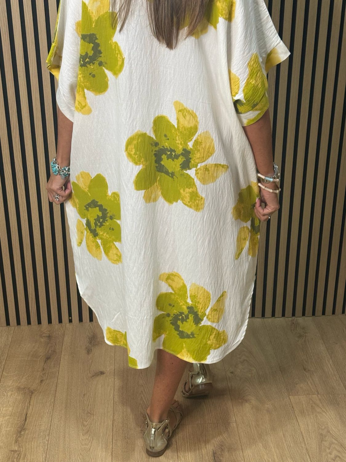 Floral Oversized V-Neck Midi Dress - White/Mustard