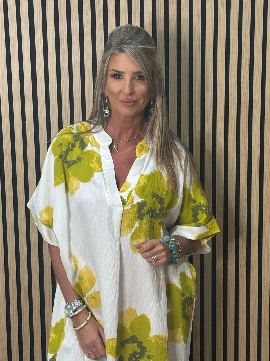 Floral Oversized V-Neck Midi Dress - White/Mustard