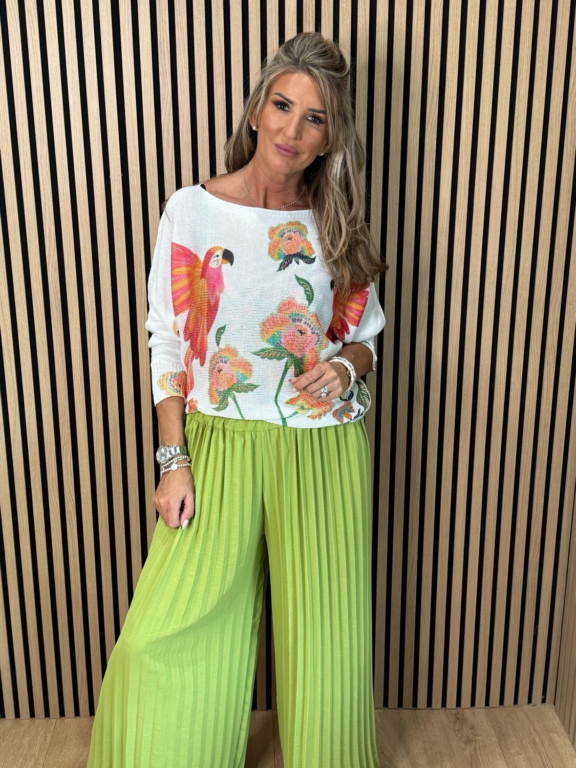 Parrot Print Lightweight Knit Jumper - White/Multi