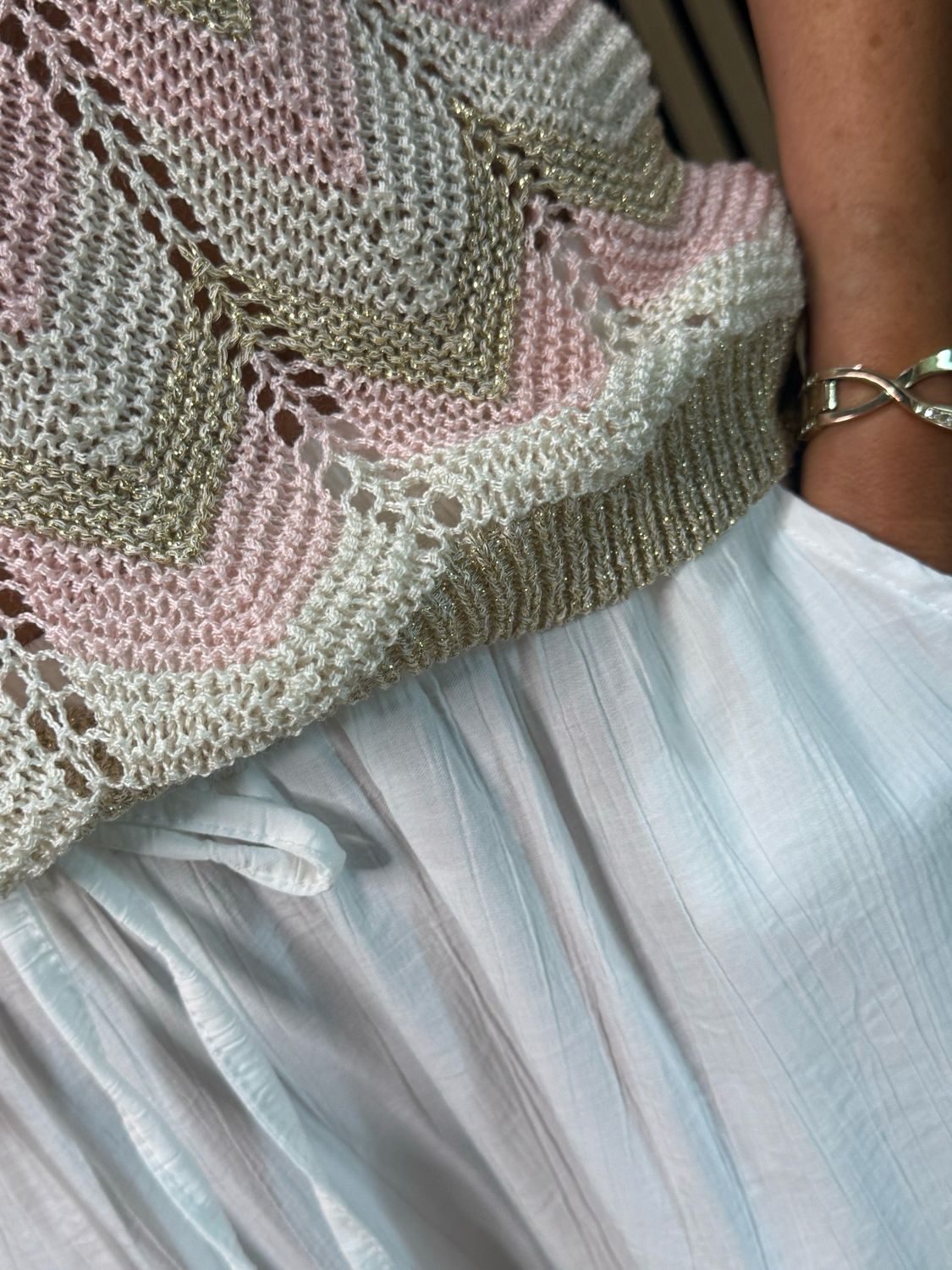 Chevron Knit Sleeveless Top - Taupe/Pink/Gold