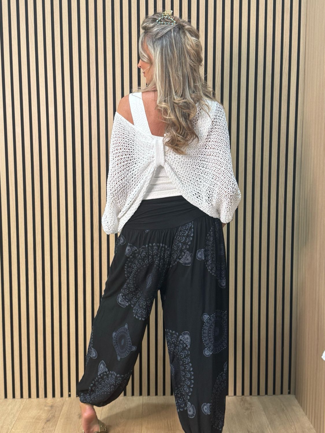 Relaxed Printed Harem Pants - Black