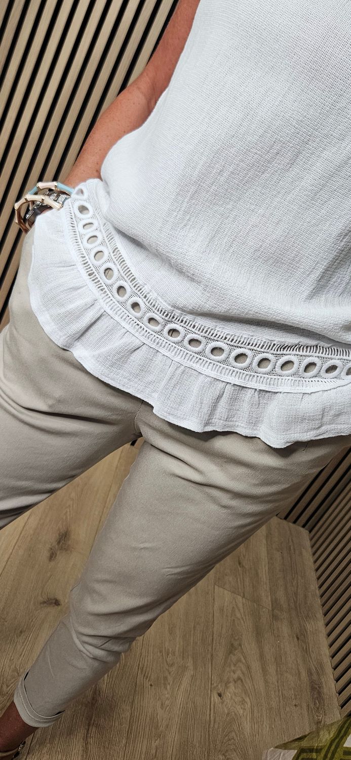 Cotton Frill Hem Vest Top – white