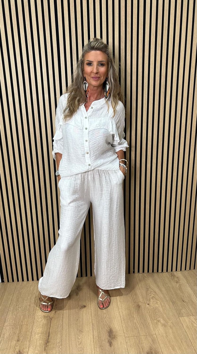 Crinkle Texture Co-Ord Set – £36.24 ~ White