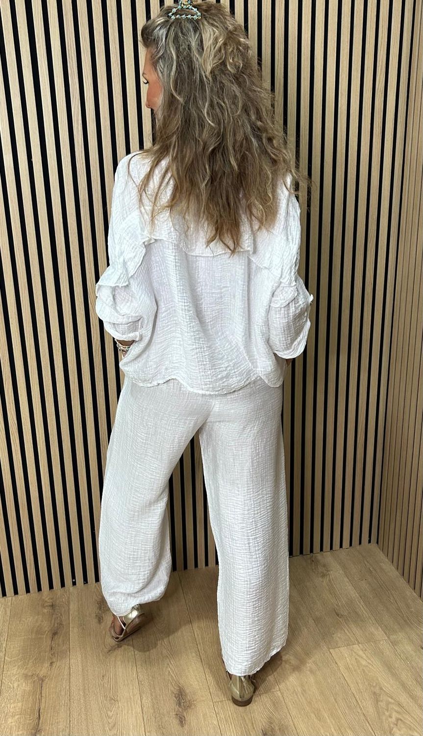 Crinkle Texture Co-Ord Set – £36.24 ~ White