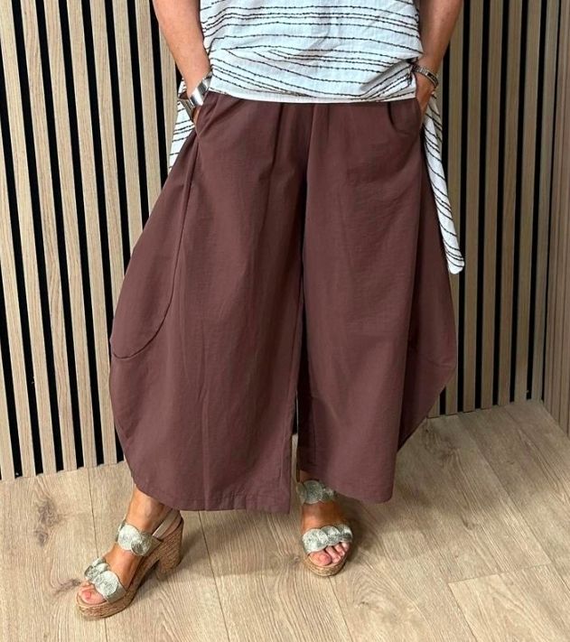 Cotton Blend Balloon Leg Trousers – Brown