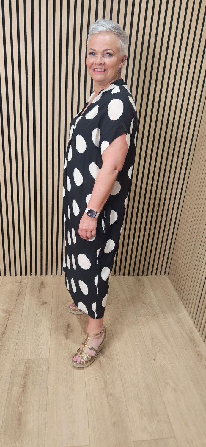 Oversized Spot Print Tunic Dress – Black/White