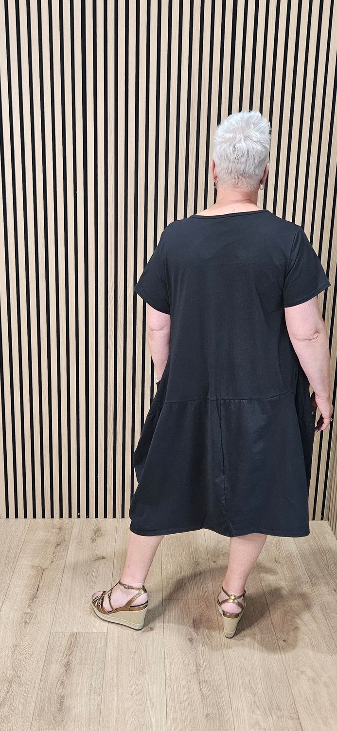 Cotton Pocket Detail Cocoon Dress – Black