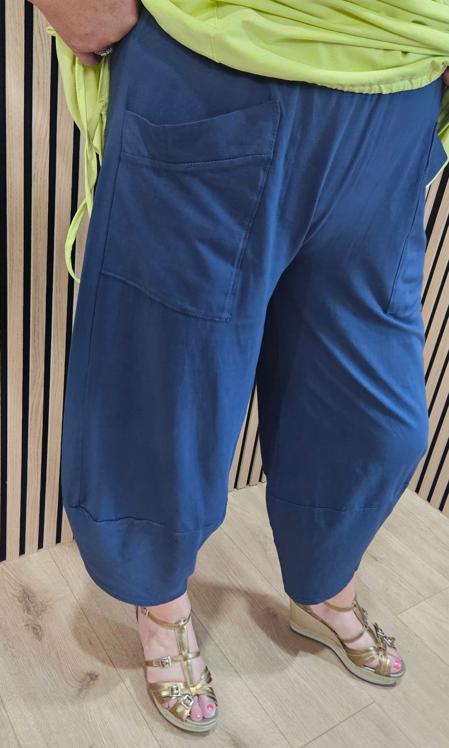 Cotton Stretch Cocoon Trousers – Navy