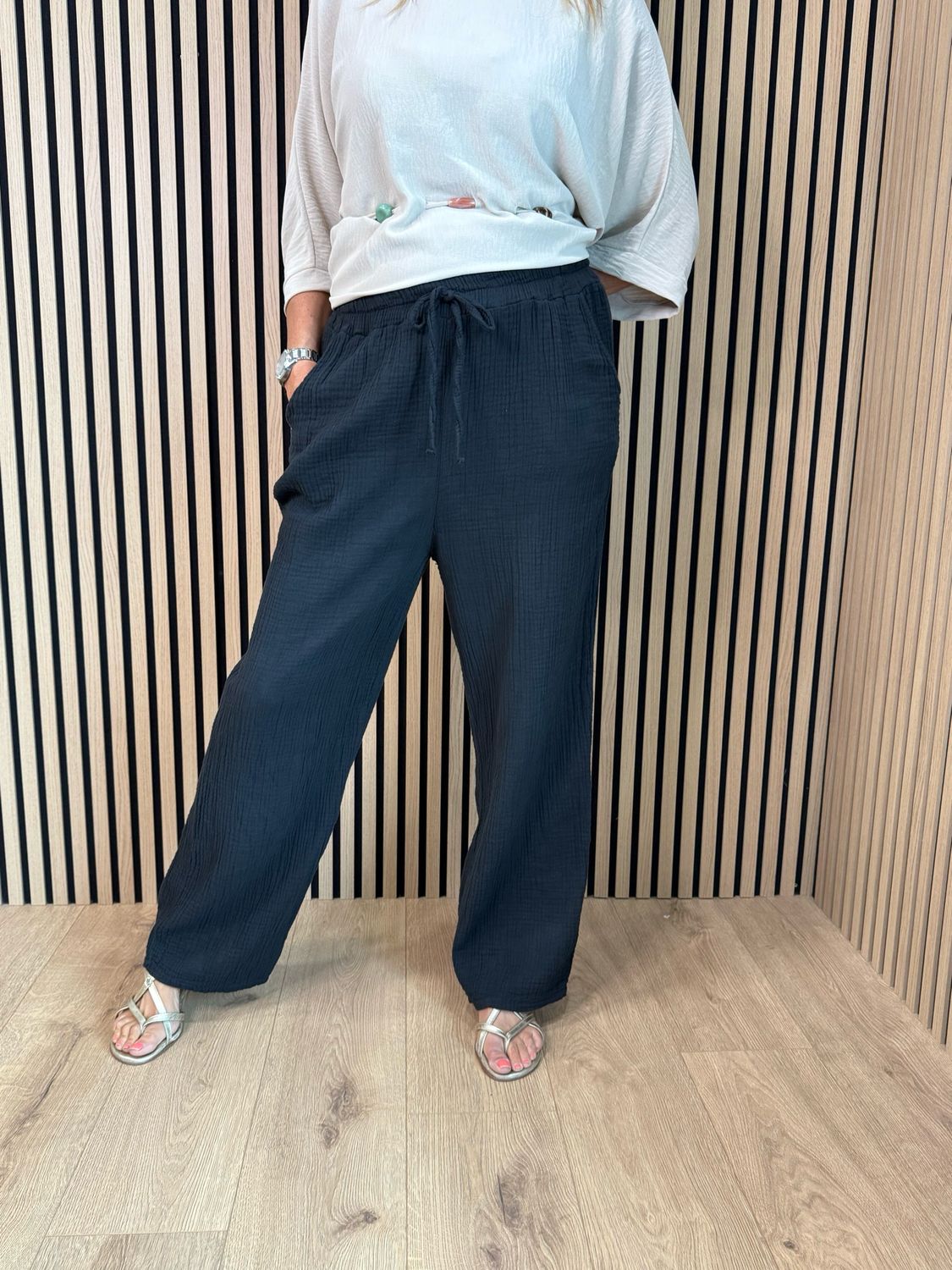 Cotton Crinkle Wide Leg Trousers - Black