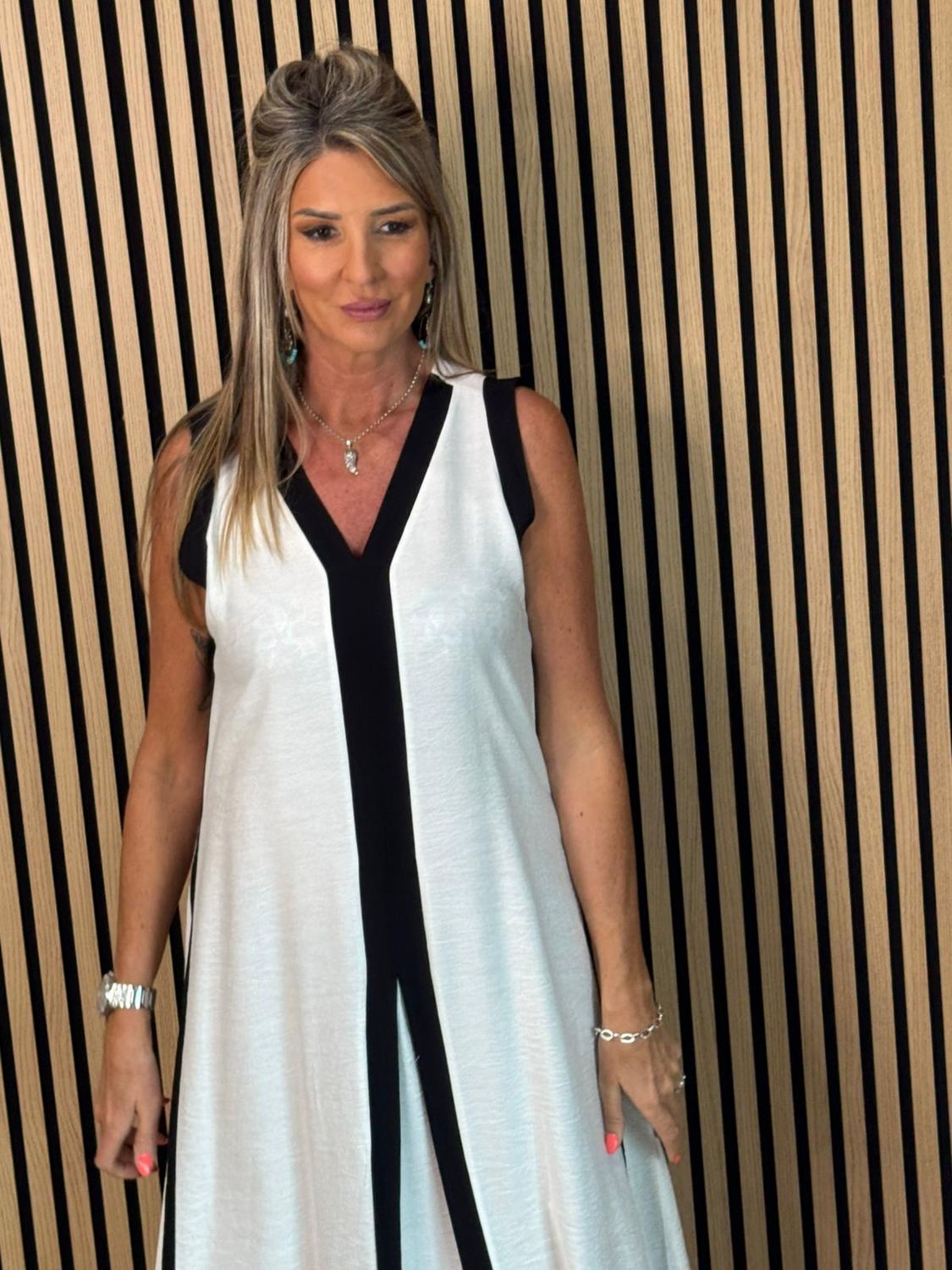 Contrast Border Maxi Dress – White + Black