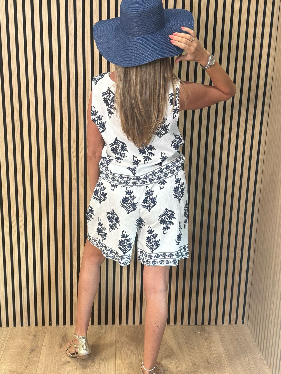 Printed Co-Ord Top &amp; Shorts Set - White/Navy