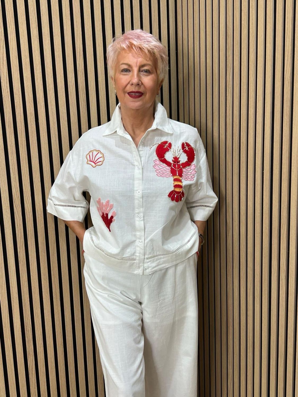 Lobster Embroidered Cotton Trouser Suit - White