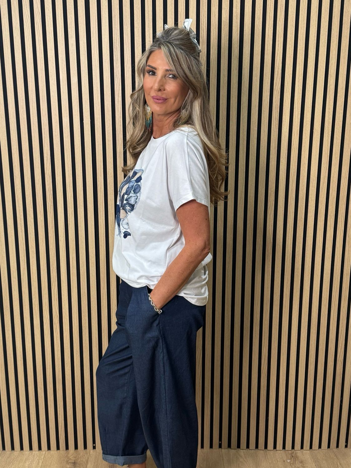Love Heart Leaf Print T-Shirt - White/Navy