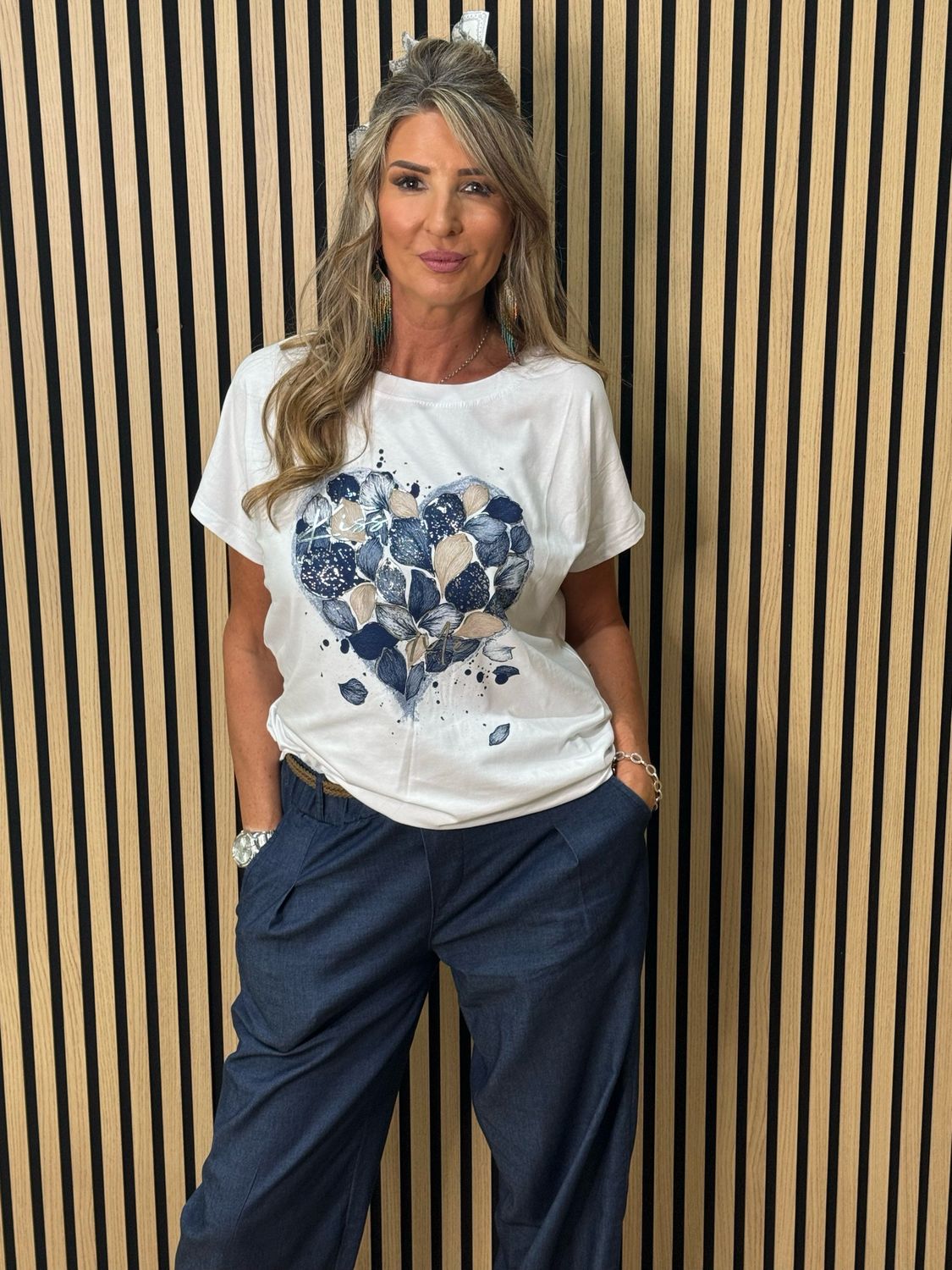 Love Heart Leaf Print T-Shirt - White/Navy