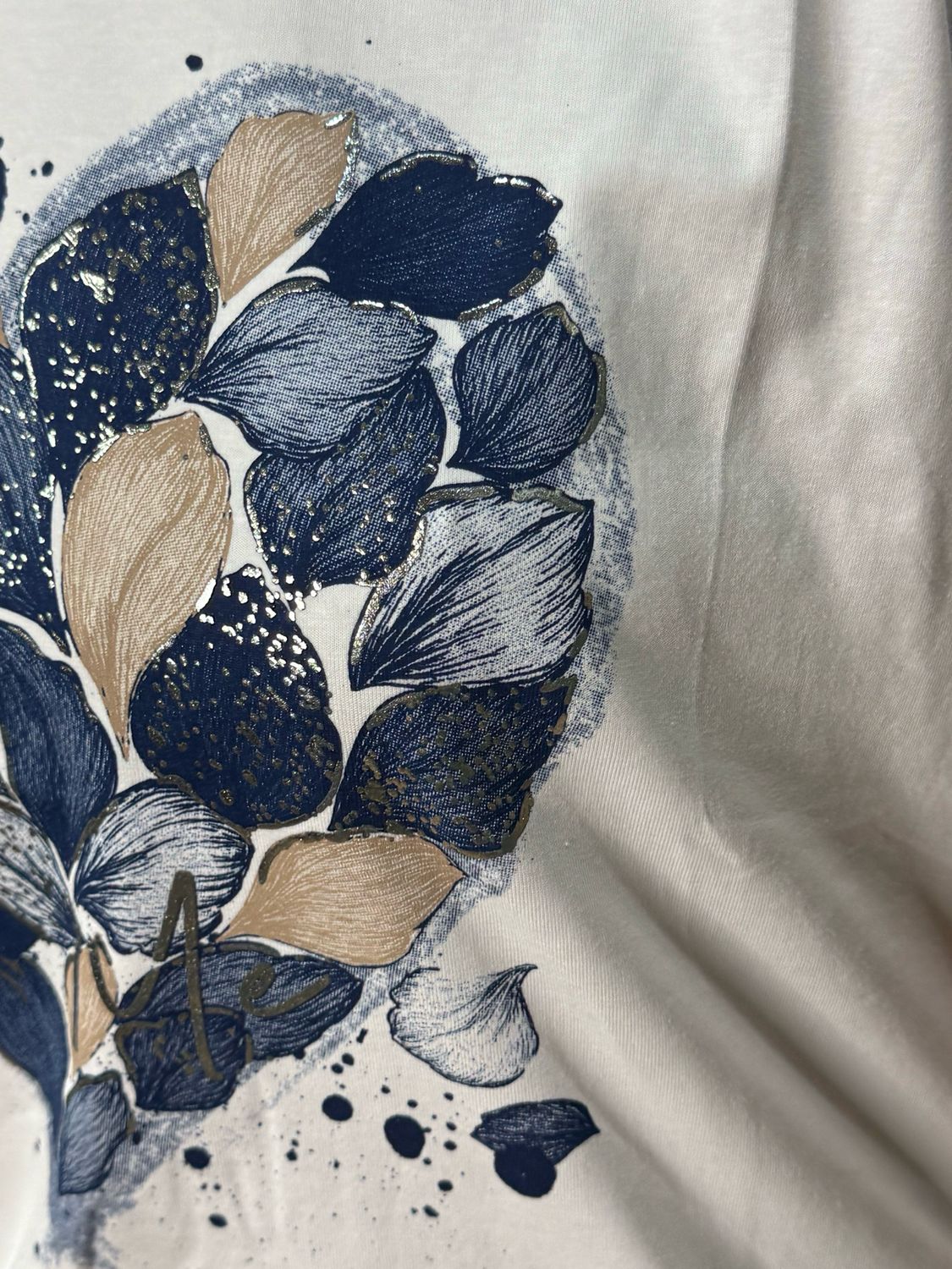Love Heart Leaf Print T-Shirt - White/Navy