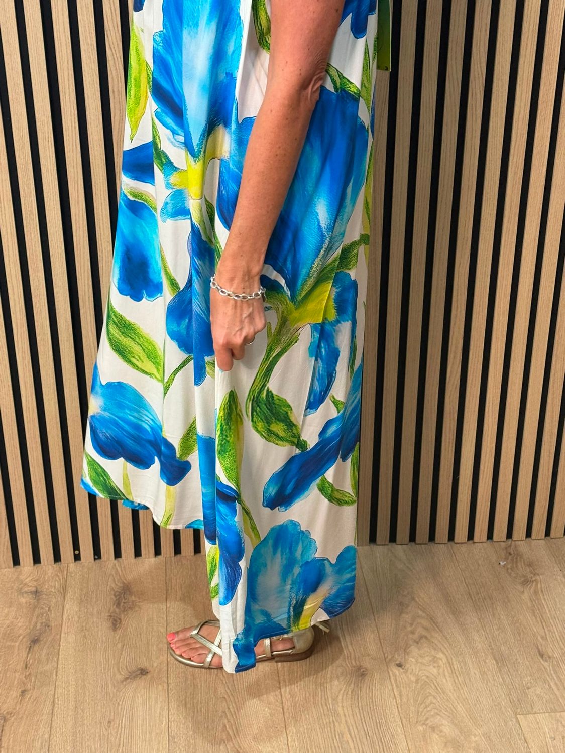 Blue Floral Beaded Maxi Dress –