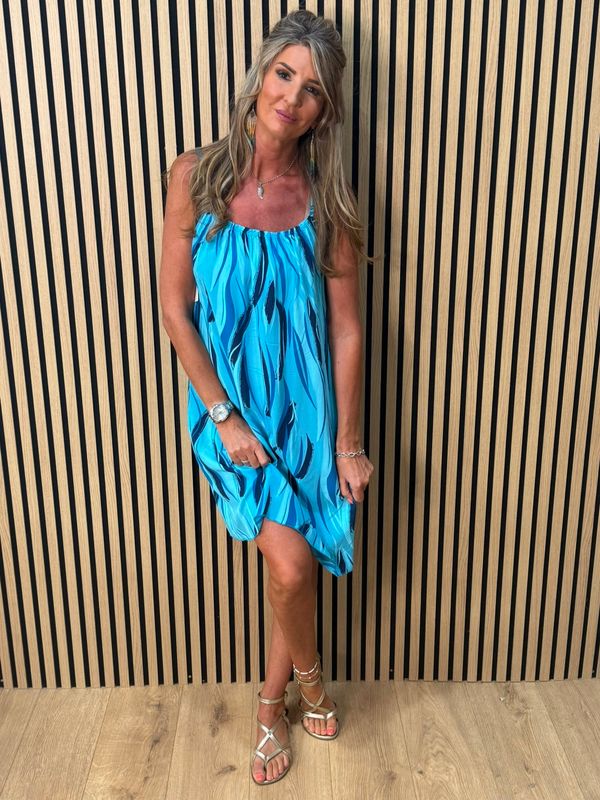 Abstract Print Strappy Dress – Blue