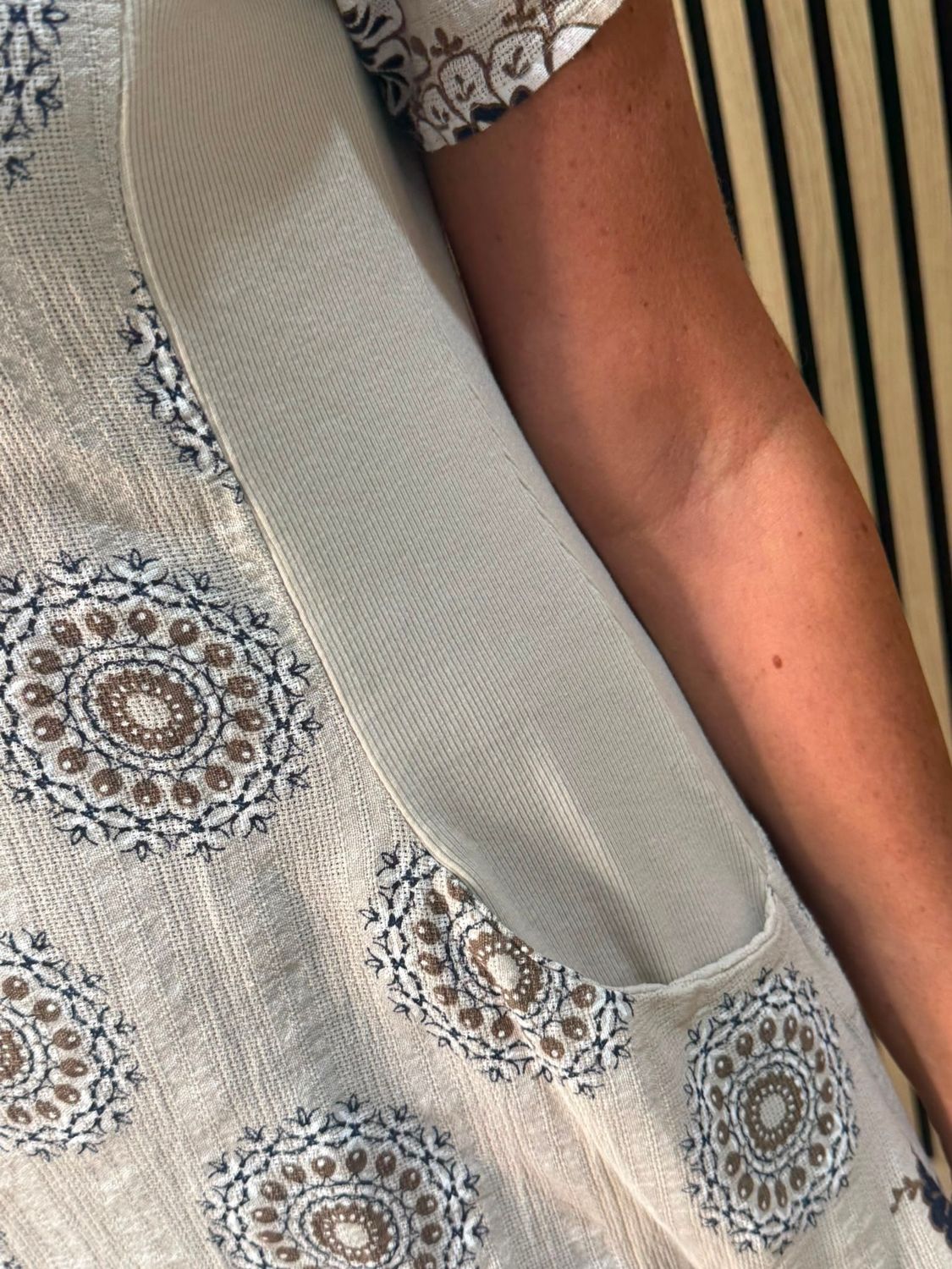 Floral Border Pocket Dress – Cream/Navy