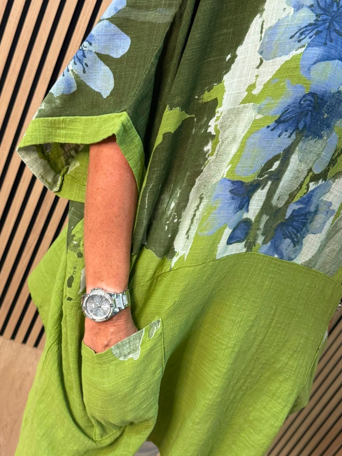 Floral Pocket Cotton Top –  Green