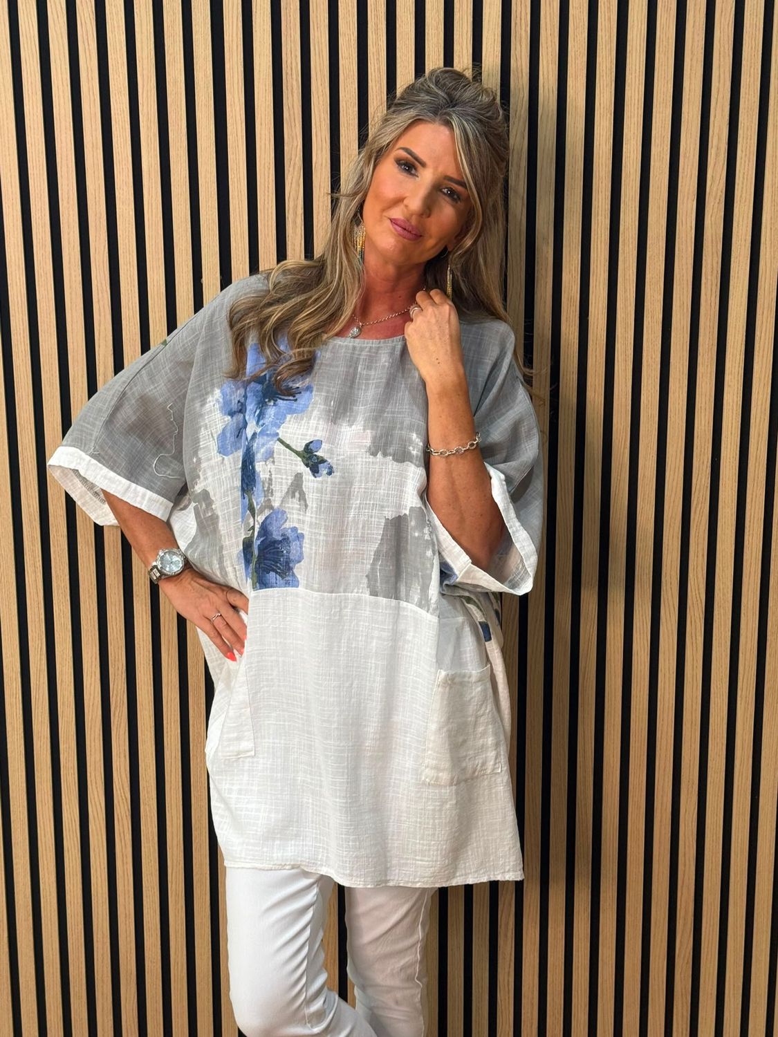 Floral Pocket Cotton Top – Taupe