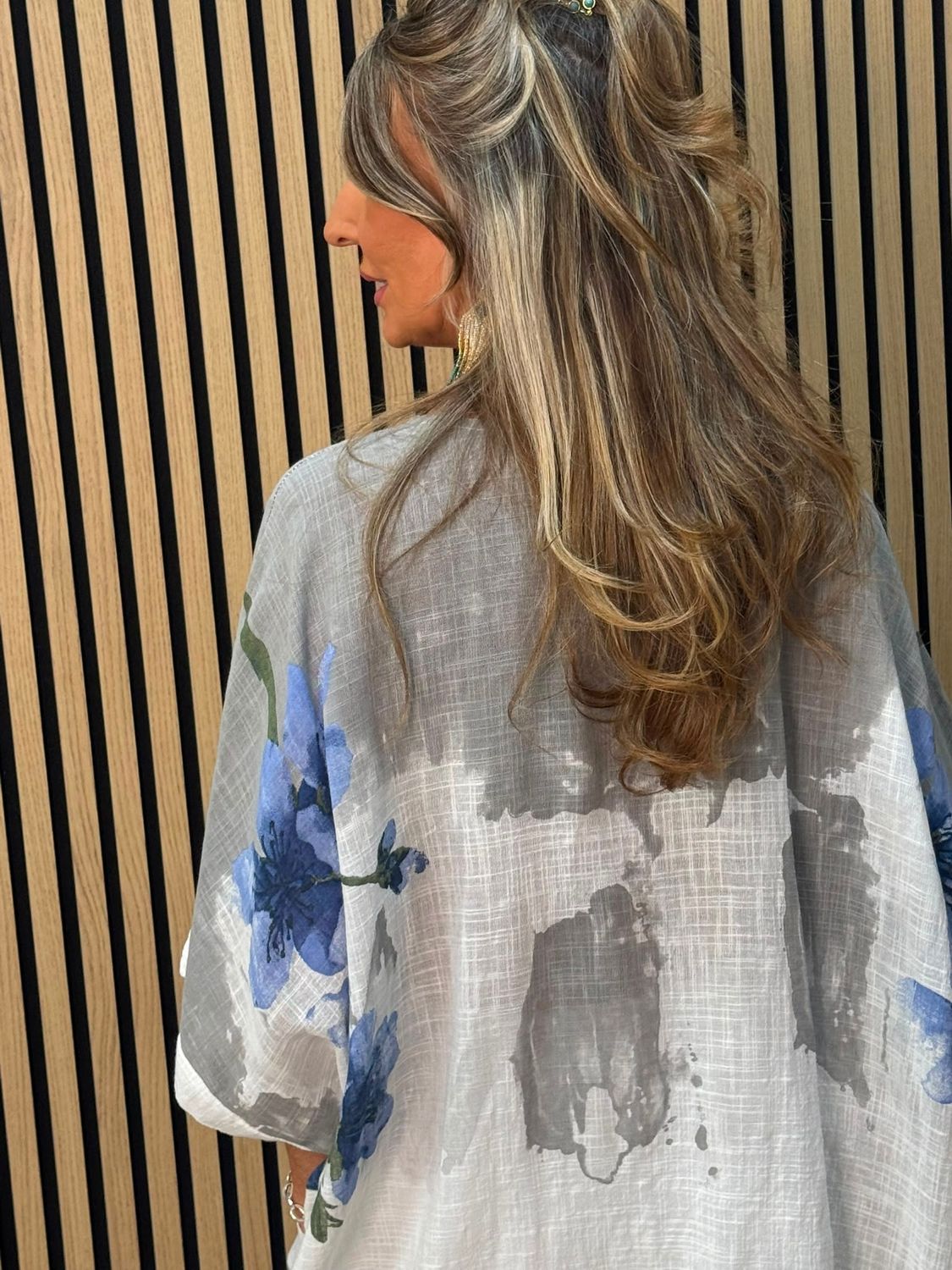 Floral Pocket Cotton Top – Taupe