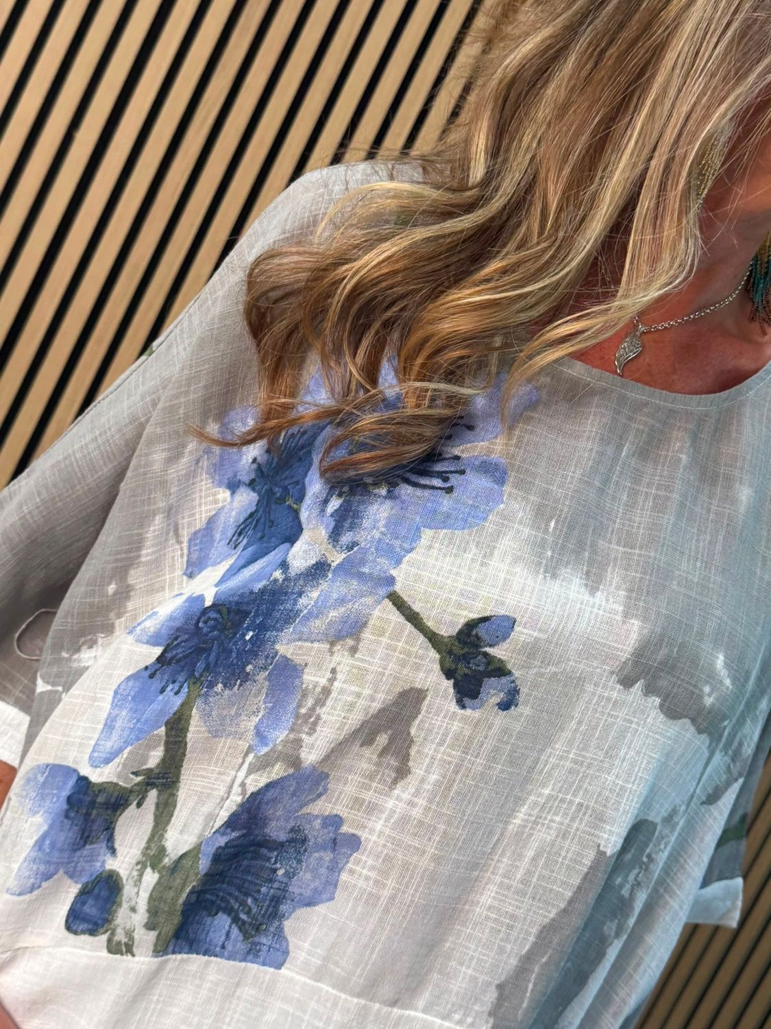 Floral Pocket Cotton Top – Taupe